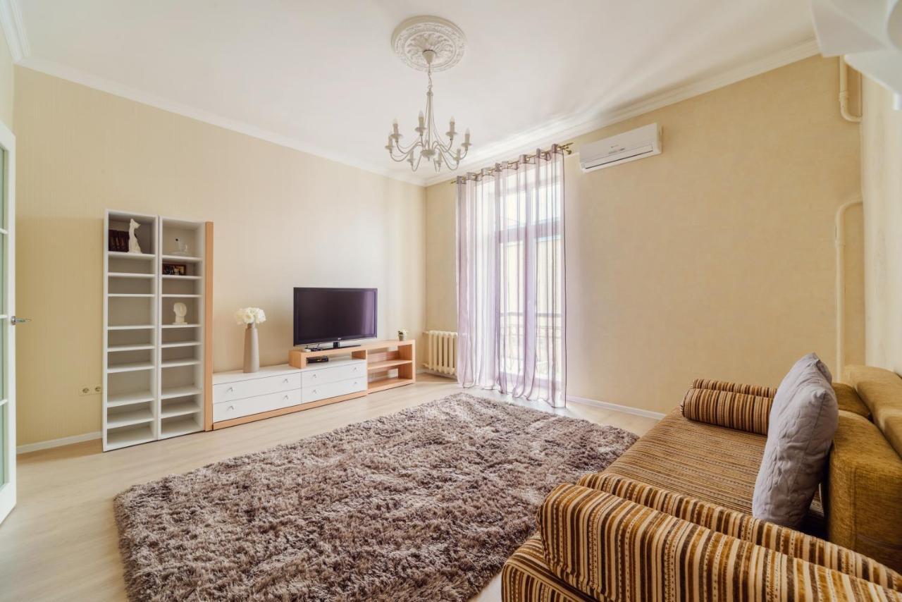 Lux Apartments Lenina Мінськ Екстер'єр фото