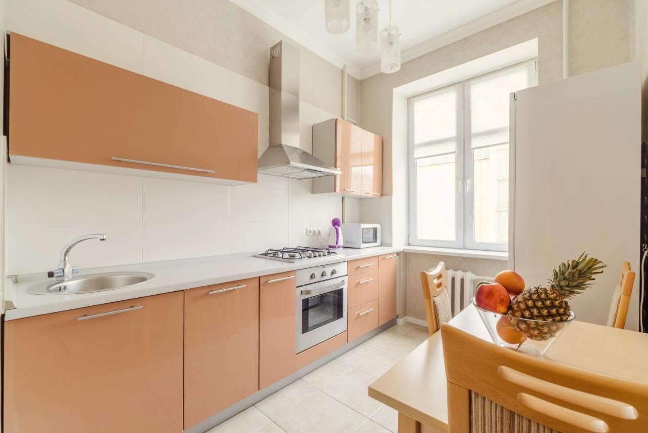 Lux Apartments Lenina Мінськ Екстер'єр фото